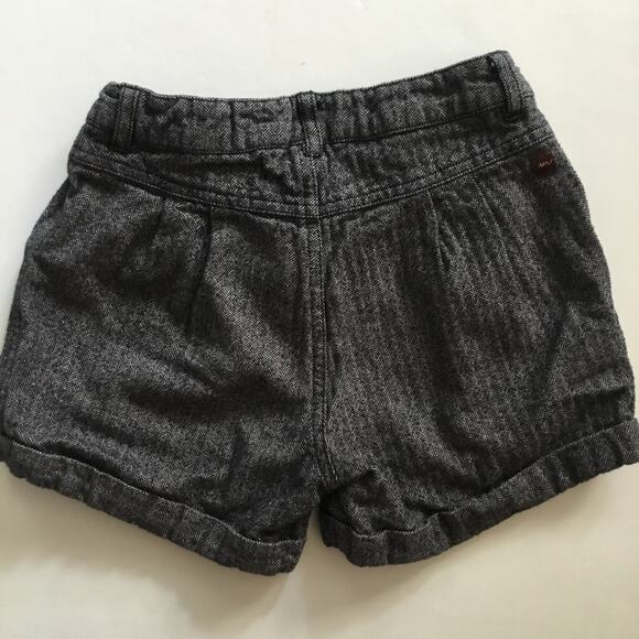 Tea Collection herringbone cuffed shorts - Picture 5 of 6